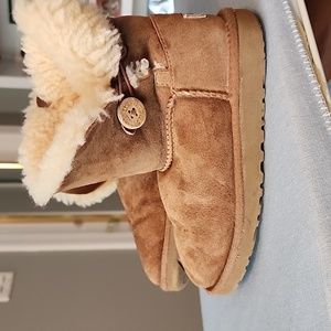 UGG Tan Kids Boots with Cream Lining